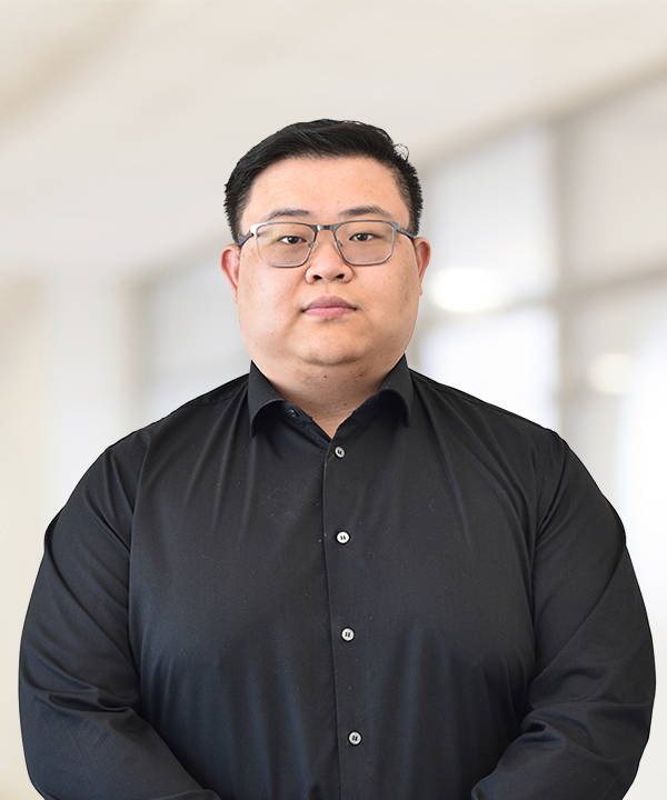 Yicheng Han
